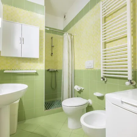 Rosa Virginia By Carpe Diem Tour * Gallipoli